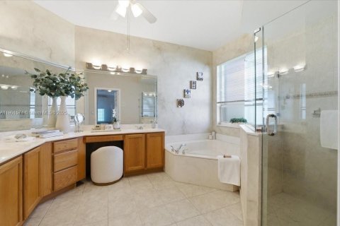 Villa ou maison à vendre à Pembroke Pines, Floride: 5 chambres, 310.76 m2 № 1953987 - photo 16