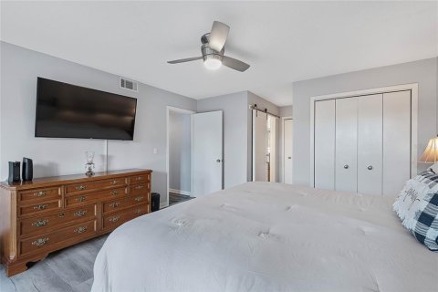 Condo in Palm Coast, Florida, 2 bedrooms  № 1910181 - photo 20