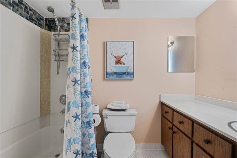 Condo in Palm Coast, Florida, 2 bedrooms  № 1910181 - photo 22