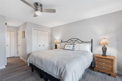 Condo in Palm Coast, Florida, 2 bedrooms  № 1910181 - photo 19