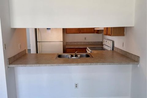 Copropriété à louer à Tampa, Floride: 3 chambres, 127.09 m2 № 2413685 - photo 12
