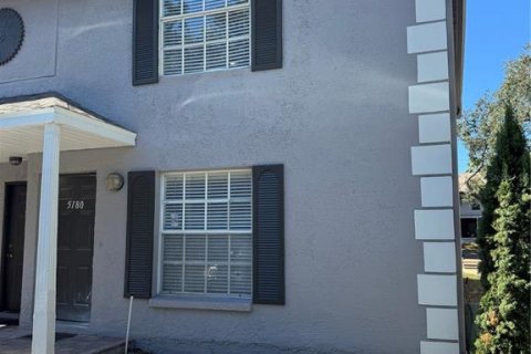 Condo à Tampa, Floride, 3 chambres  № 2413685