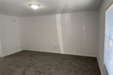 Copropriété à louer à Tampa, Floride: 3 chambres, 127.09 m2 № 2413685 - photo 5