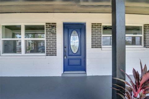 House in Orlando, Florida 4 bedrooms, 112.13 sq.m. № 1871086 - photo 5
