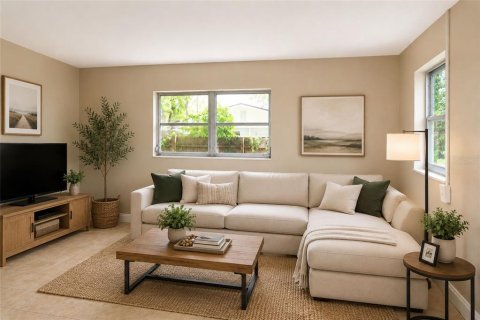 Casa en venta en Tampa, Florida, 3 dormitorios, 92.16 m2 № 2323121 - foto 4