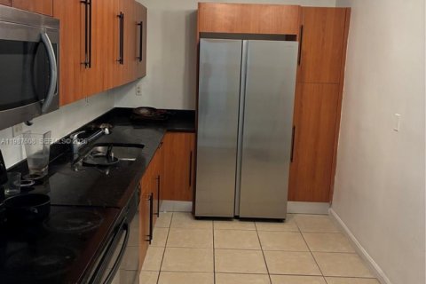 Снять в аренду кондоминиум в Холливуд, Флорида 1 спальня, 82.03м2, № 2050412 - фото 13