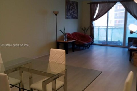 Снять в аренду кондоминиум в Холливуд, Флорида 1 спальня, 82.03м2, № 2050412 - фото 5