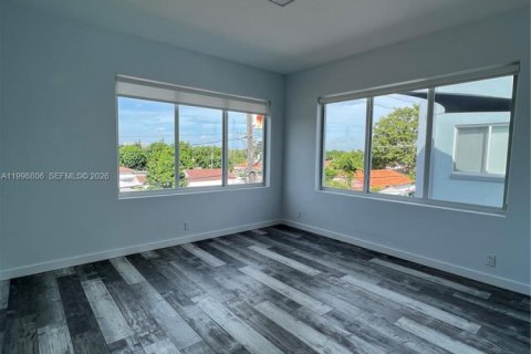 Apartamento en Miami, Florida 1 dormitorio, 61.32 m2 № 2058835