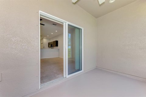 Townhouse in Sarasota, Florida 3 bedrooms, 163.32 sq.m. № 2097766 - photo 24