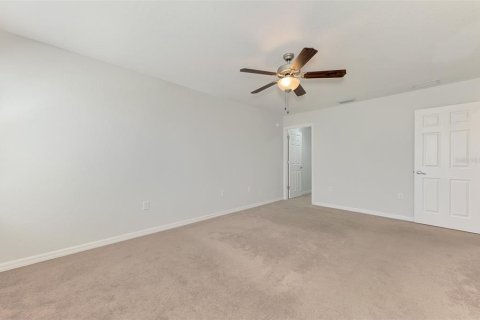 Townhouse in Sarasota, Florida 3 bedrooms, 163.32 sq.m. № 2097766 - photo 13