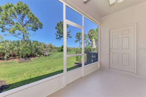 Townhouse in Sarasota, Florida 3 bedrooms, 163.32 sq.m. № 2097766 - photo 25