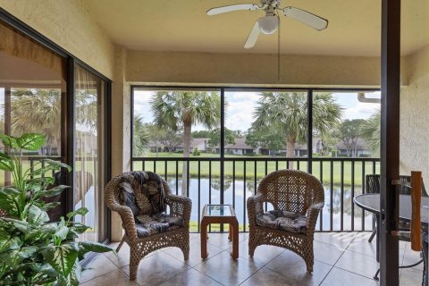 Condo in Sarasota, Florida, 2 bedrooms № 2113295 - photo 4