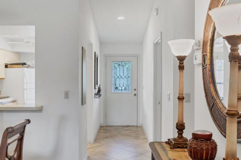 Condo in Sarasota, Florida, 2 bedrooms № 2113295 - photo 6