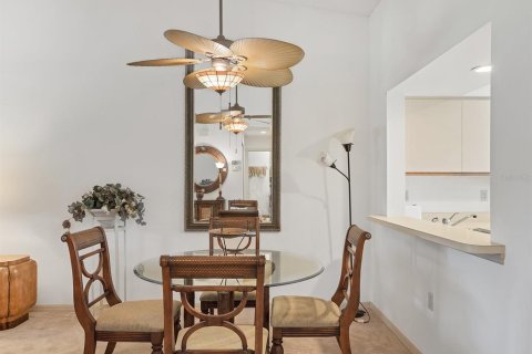 Condo in Sarasota, Florida, 2 bedrooms № 2113295 - photo 12