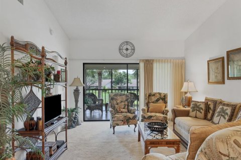 Condo in Sarasota, Florida, 2 bedrooms № 2113295 - photo 7