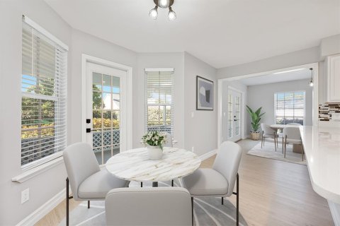 Casa en venta en Orlando, Florida, 4 dormitorios, 254.37 m2 № 1909318 - foto 6