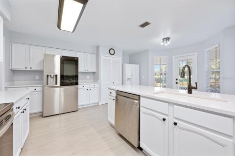 Casa en venta en Orlando, Florida, 4 dormitorios, 254.37 m2 № 1909318 - foto 7