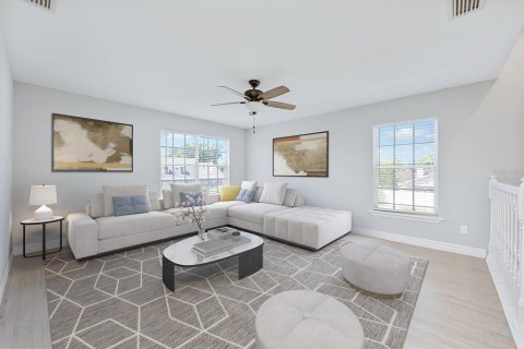 Casa en venta en Orlando, Florida, 4 dormitorios, 254.37 m2 № 1909318 - foto 12