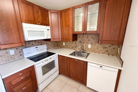 Copropriété à vendre à Orlando, Floride: 2 chambres, 88.26 m2 № 2094851 - photo 17