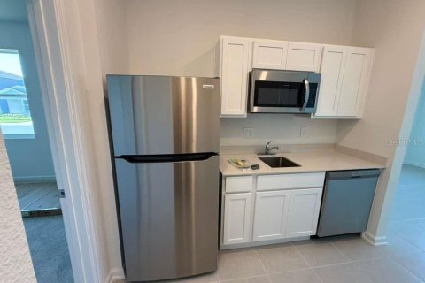 House in Davenport, Florida 1 bedroom, 48.77 sq.m. № 2148888 - photo 4