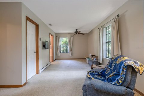 House in Edgewater, Florida 4 bedrooms, 205.13 sq.m. № 1902405 - photo 12