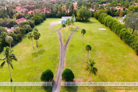 House in Palm Beach Gardens, Florida 4 bedrooms, 225.57 sq.m. № 2185043