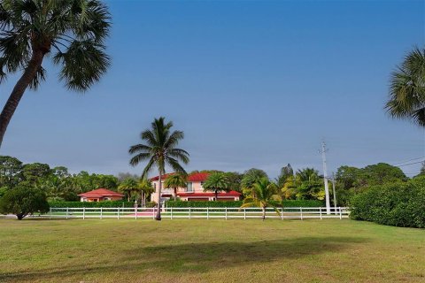 House in Palm Beach Gardens, Florida 4 bedrooms, 225.57 sq.m. № 2185043 - photo 9