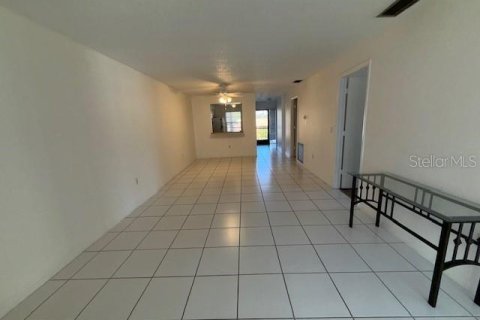 Copropriété à louer à Sarasota, Floride: 2 chambres, 102.19 m2 № 1593462 - photo 5