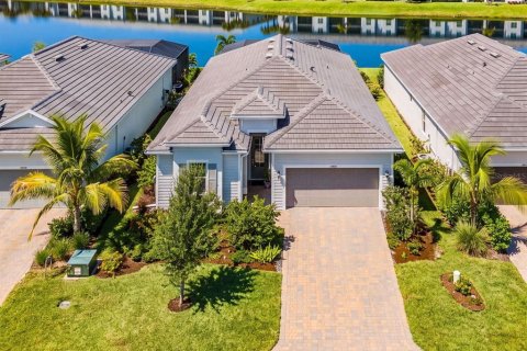 Casa en venta en Punta Gorda, Florida, 4 dormitorios, 207.92 m2 № 2317391 - foto 2