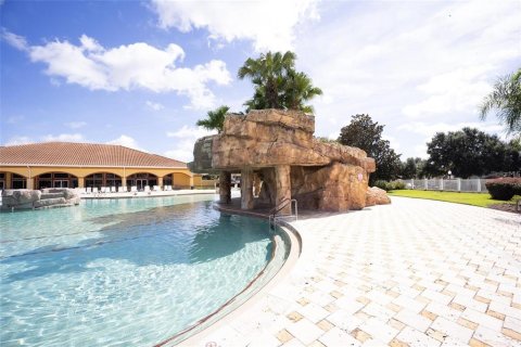 Villa ou maison à vendre à Oxford, Floride: 4 chambres, 219.99 m2 № 2349342 - photo 3