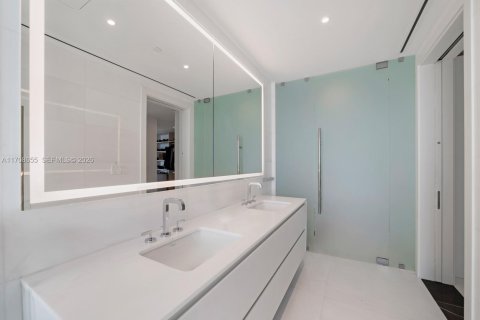 Купить кондоминиум в Майами, Флорида 3 спальни, 313.36м2, № 2055208 - фото 16