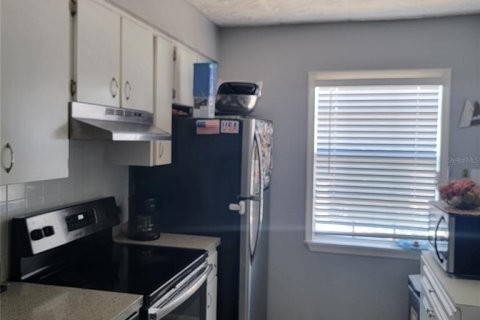 Condominio en venta en Largo, Florida, 2 dormitorios, 89.46 m2 № 1689914 - foto 3