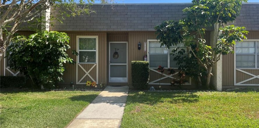 Condominio en Largo, Florida, 2 dormitorios  № 1689914