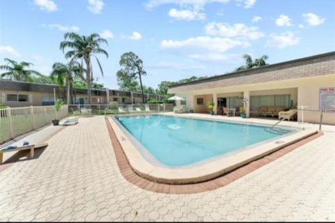 Condominio en venta en Largo, Florida, 2 dormitorios, 89.46 m2 № 1689914 - foto 10