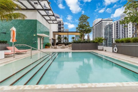 Condo in Miami, Florida, 1 bedroom  № 2075585 - photo 25