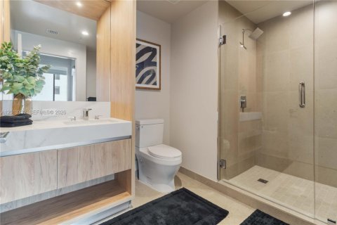 Condo in Miami, Florida, 1 bedroom  № 2075585 - photo 19
