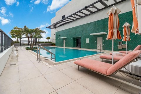 Condo in Miami, Florida, 1 bedroom  № 2075585 - photo 27