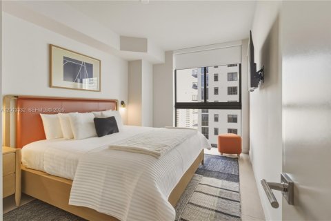 Condo in Miami, Florida, 1 bedroom  № 2075585 - photo 12