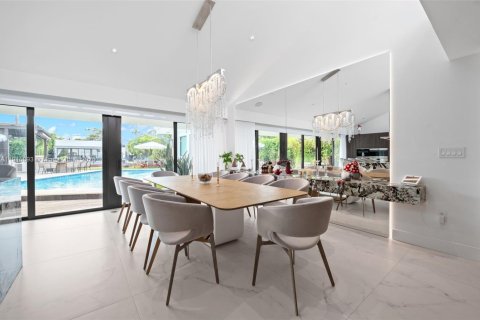 Villa ou maison à vendre à Miami Beach, Floride: 4 chambres, 257.34 m2 № 2082488 - photo 9
