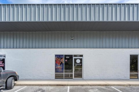 Immobilier commercial à Sanford, Floride 133.78 m2 № 2103207