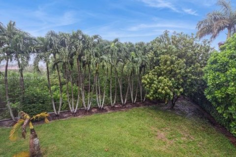 Villa ou maison à vendre à Cutler Bay, Floride: 5 chambres, 323.21 m2 № 2016622 - photo 27