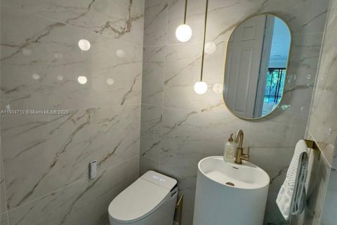 Villa ou maison à vendre à Cutler Bay, Floride: 5 chambres, 323.21 m2 № 2016622 - photo 12