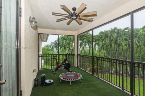 Villa ou maison à vendre à Cutler Bay, Floride: 5 chambres, 323.21 m2 № 2016622 - photo 20