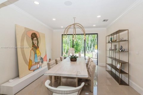 Villa ou maison à vendre à Cutler Bay, Floride: 5 chambres, 323.21 m2 № 2016622 - photo 8