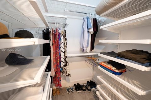 Copropriété à louer à Miami Beach, Floride: 2 chambres, 93.83 m2 № 2029108 - photo 8