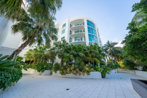 Condo à Miami Beach, Floride, 2 chambres  № 2029108