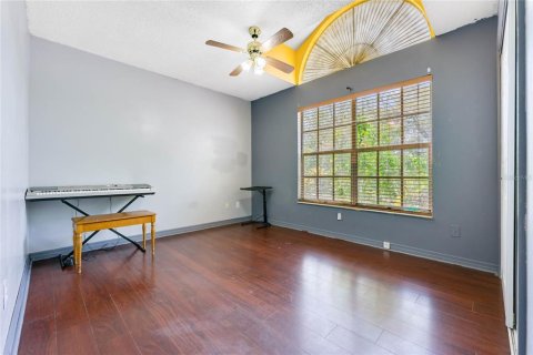Duplex in Orlando, Florida 3 bedrooms, 120.87 sq.m. № 1829904 - photo 9