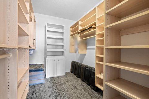 Copropriété à vendre à Miami Beach, Floride: 4 chambres, 285.21 m2 № 1968772 - photo 22