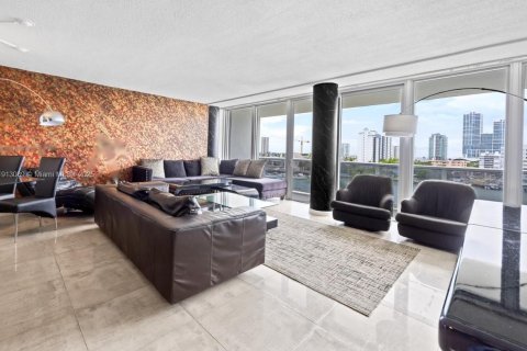 Copropriété à vendre à Miami Beach, Floride: 4 chambres, 285.21 m2 № 1968772 - photo 18