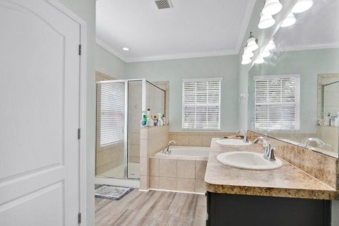 Villa ou maison à vendre à Apopka, Floride: 4 chambres, 220.09 m2 № 2408522 - photo 15
